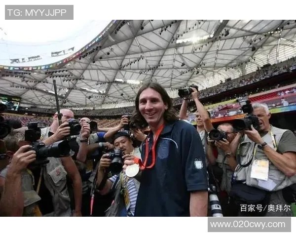 盘点足坛巨星独特球风与魅力展现不同风采 盘点足坛巨星独特球风与魅力展现不同风采