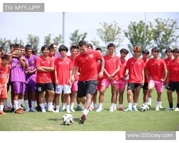 足球力量球星崛起 打破界限的运动传奇与激情对决